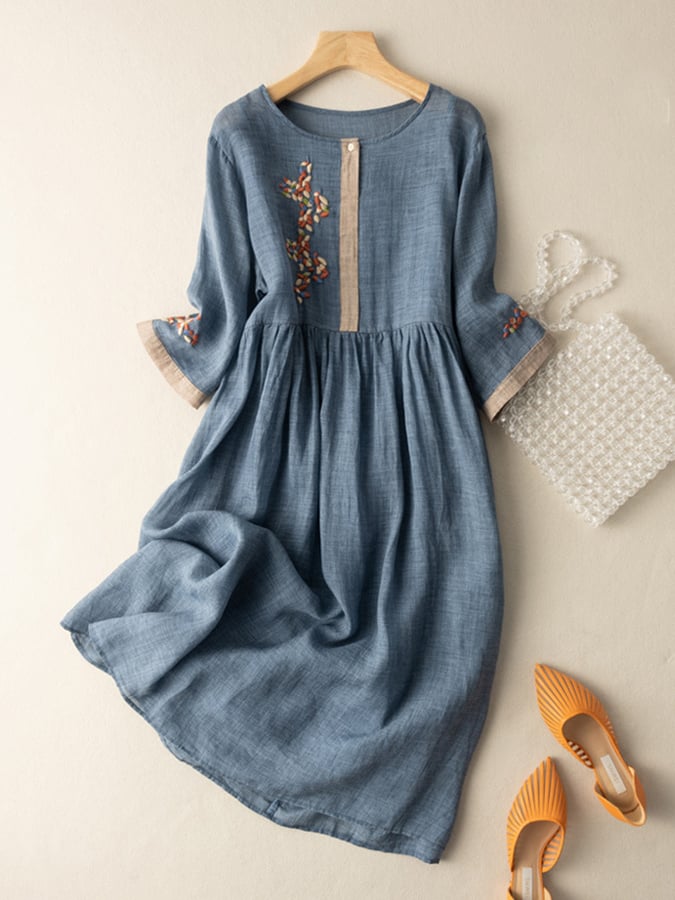 Abito midi da donna colletto rotondo maniche 3/4 ricamo etnico vita arricciata