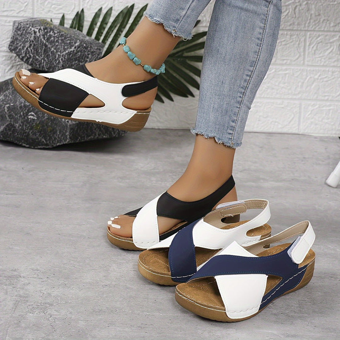 Sandali da donna multicolore con cinturini incrociati plateau con cinturino sul retro