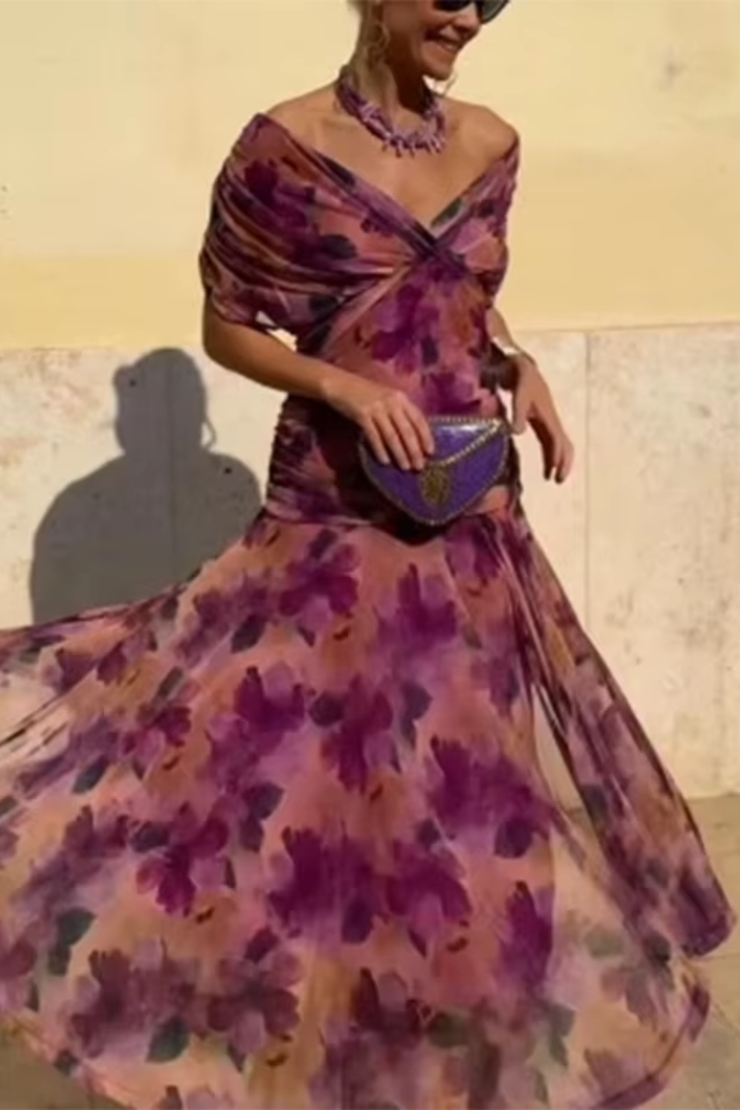 Vestito lungo da donna con scollo a V drappeggiato, maniche corte, vita arricciata, gonna fluida