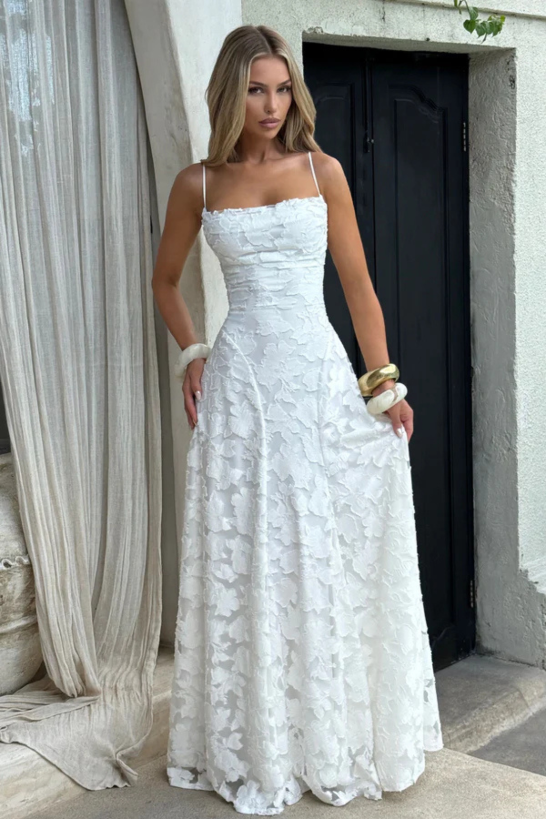 Vestito lungo donna spalline sottili scollo a cascata schiena scoperta con lacci