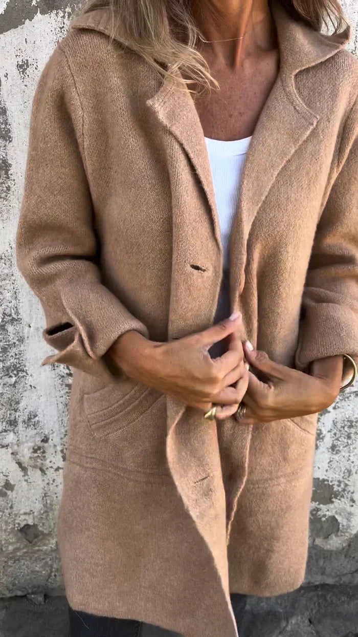 Milena – Cappotto Lungo Casual in Lana con Revers e Chiusura Monopetto