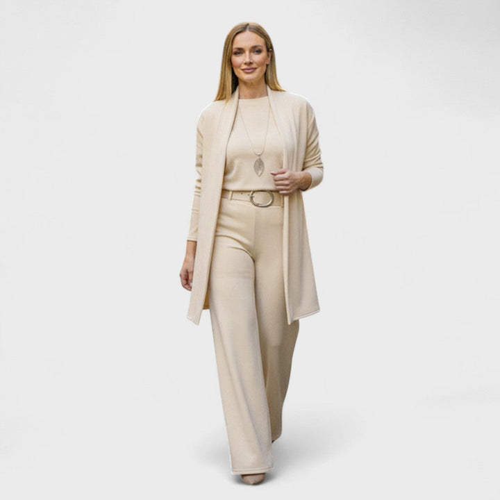 Amira - Elegante e Confortevole Completo Femminile a Tre Pezzi