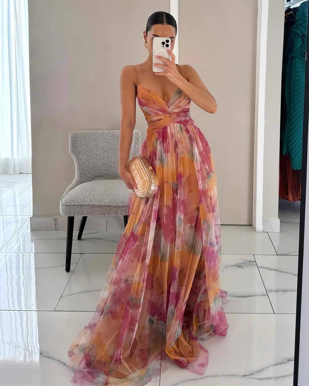 Vestito lungo da donna multicolore con bretelle sottili scollo a V fluido