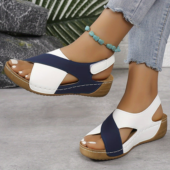 Sandali da donna multicolore con cinturini incrociati plateau con cinturino sul retro
