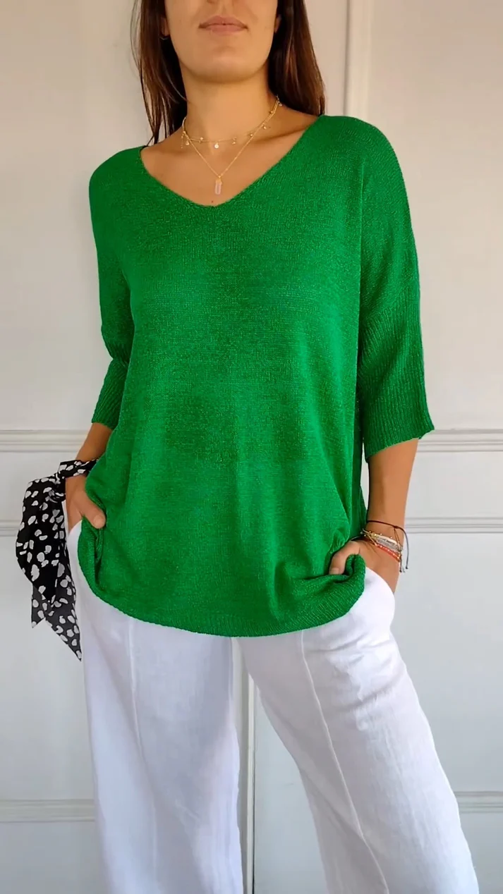Blusa da donna con scollo a V, maniche 3/4, vestibilità morbida, orlo arrotondato