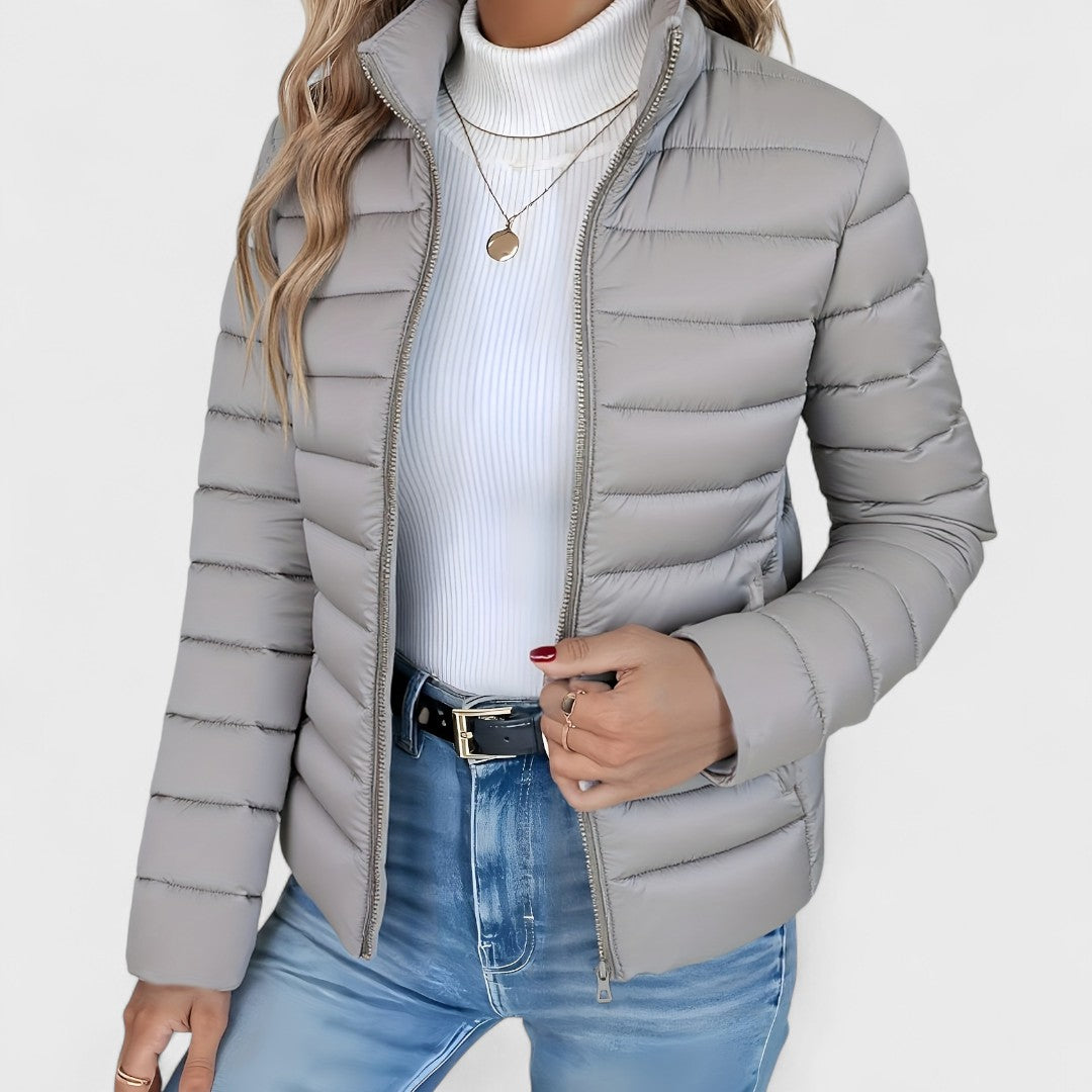 Philipa - Elegante giacca lunga con collo alto
