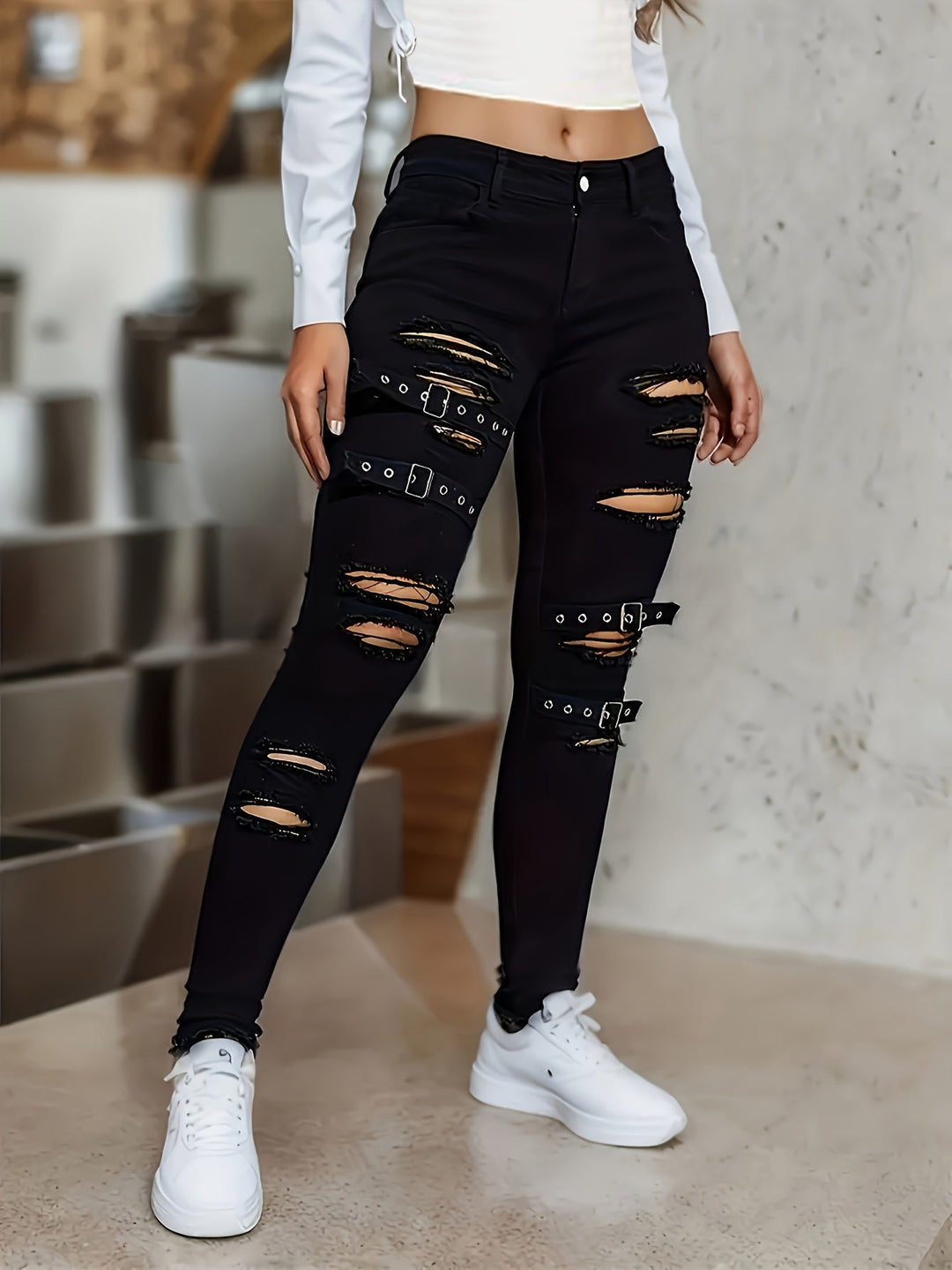 Miriam | Pantaloni Donna in Denim Scuro a Gamba Svasata e Effetto Used