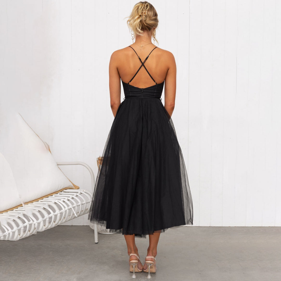 Abito midi donna scollo a cuore spalline sottili vita aderente