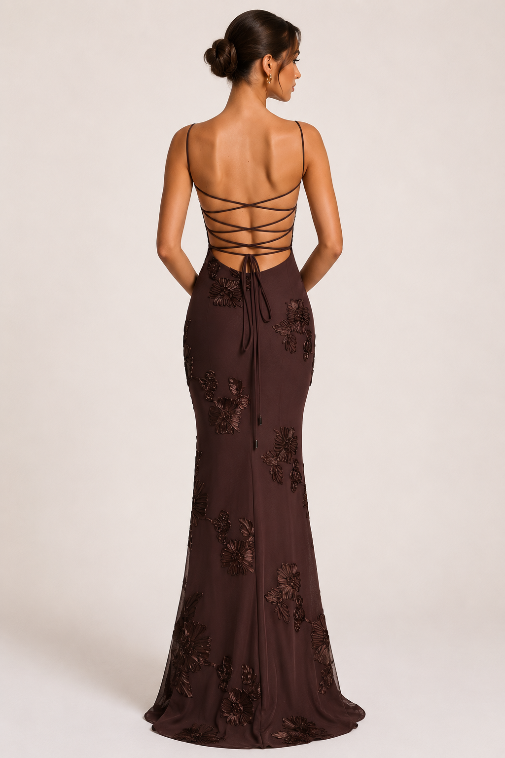 Vestito lungo da donna marrone, bustier con ricamo floreale, spalline sottili, schiena con lacci