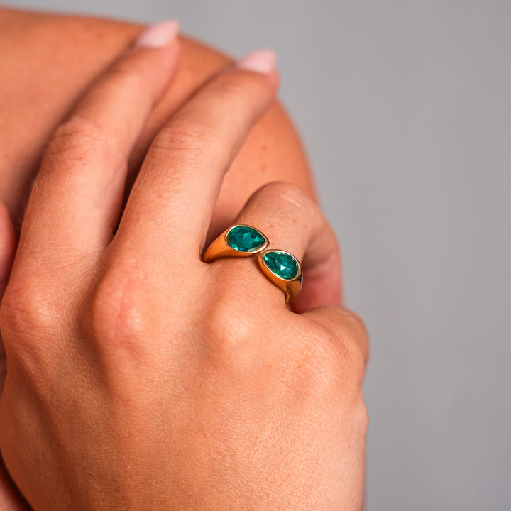 Anello Omlindad in Giada Smaragd