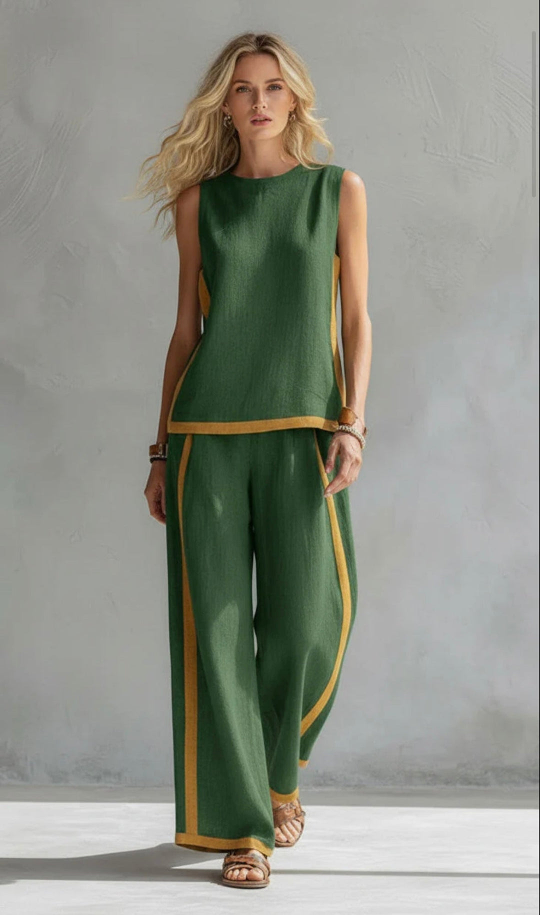 Tuta da donna con collo tondo, senza maniche, gambe larghe, multicolore