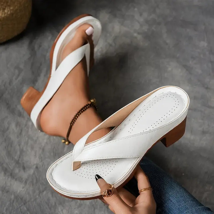 DELACROIX | Sandaler – elegans och komfort