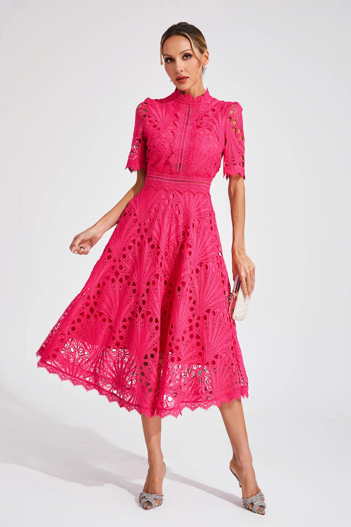 Abito midi da donna con collo alto, pizzo traforato, vita aderente, maniche corte