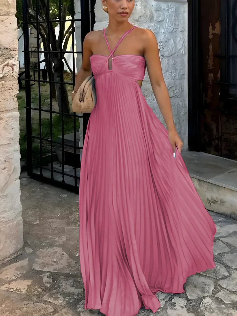 Vestito lungo da donna plissettato collo all’americana vita alta con cut-out laterali