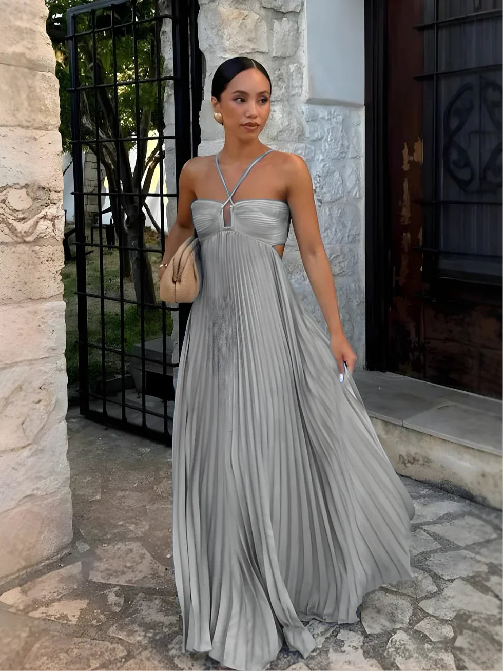Vestito lungo da donna plissettato collo all’americana vita alta con cut-out laterali