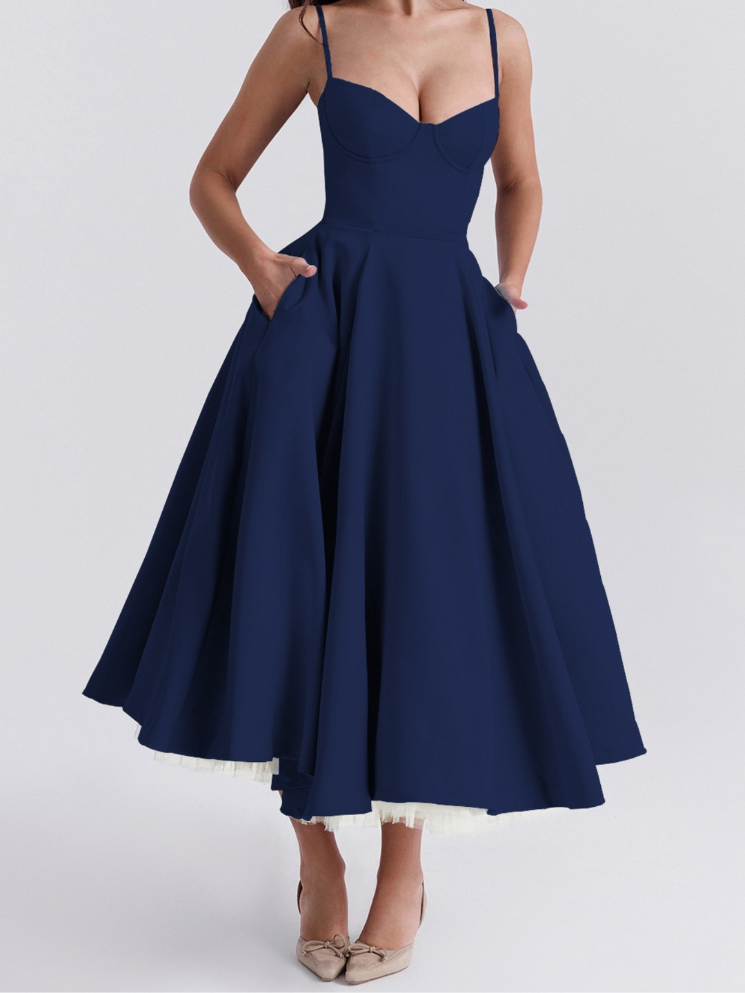 Abito midi donna scollatura a bustier spalline sottili vita alta gonna svasata