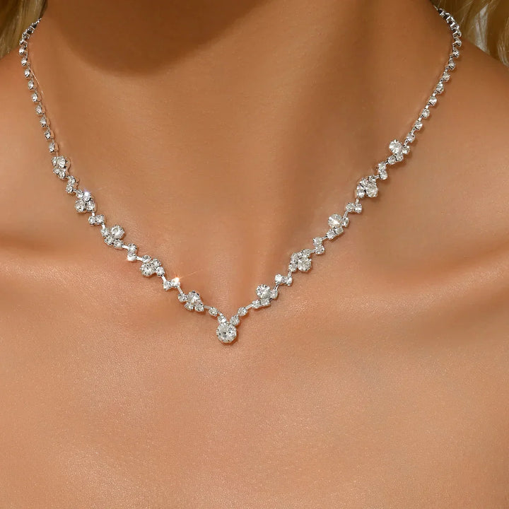 Collana Nuziale Elegante con Diamanti