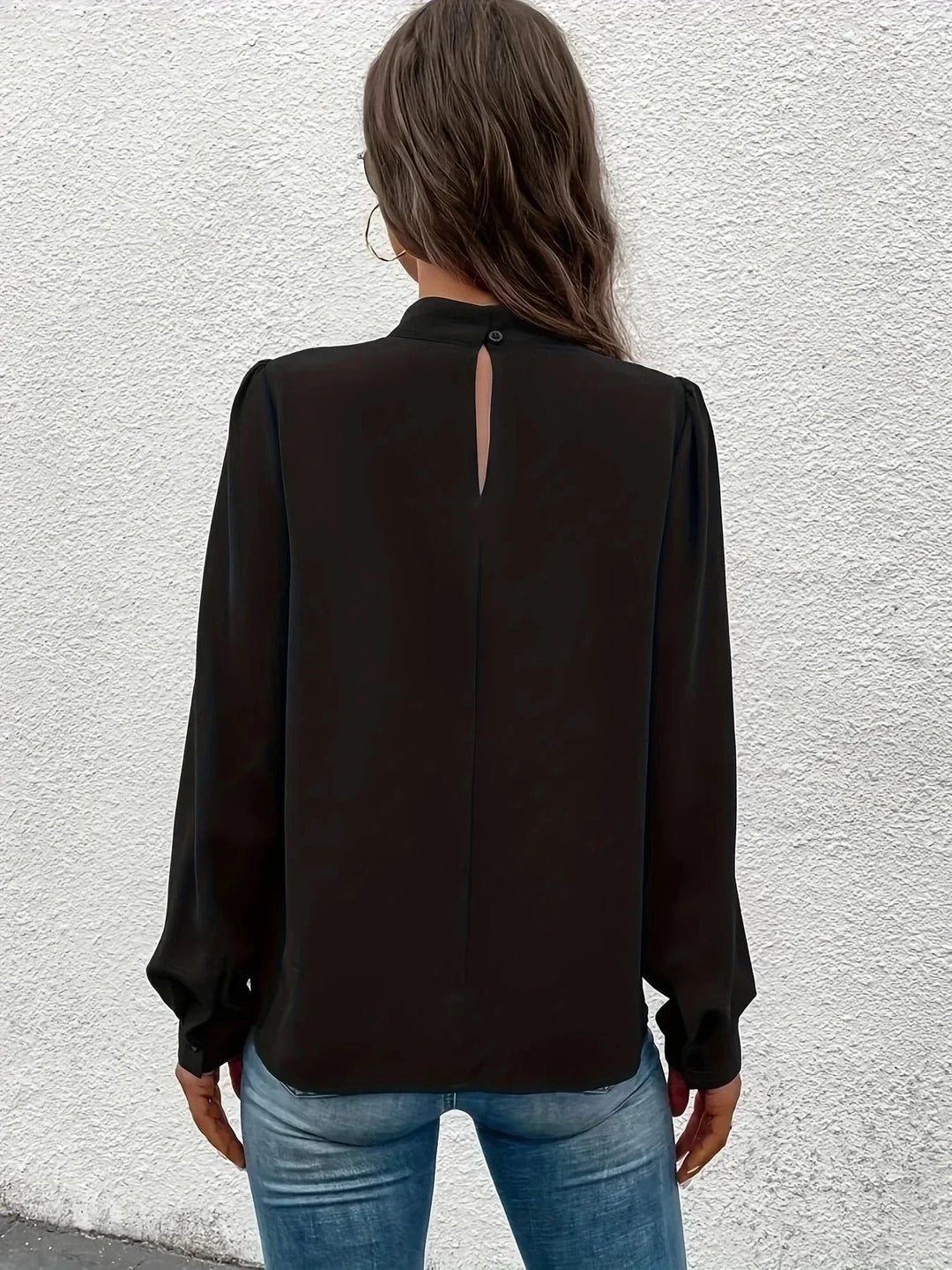Top a maniche lunghe nero per donna, stile elegante