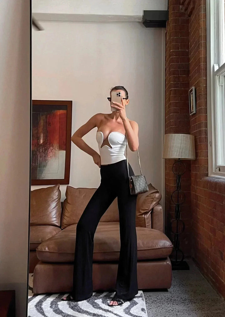 Bustier donna senza spalline con cut-out ondulato
