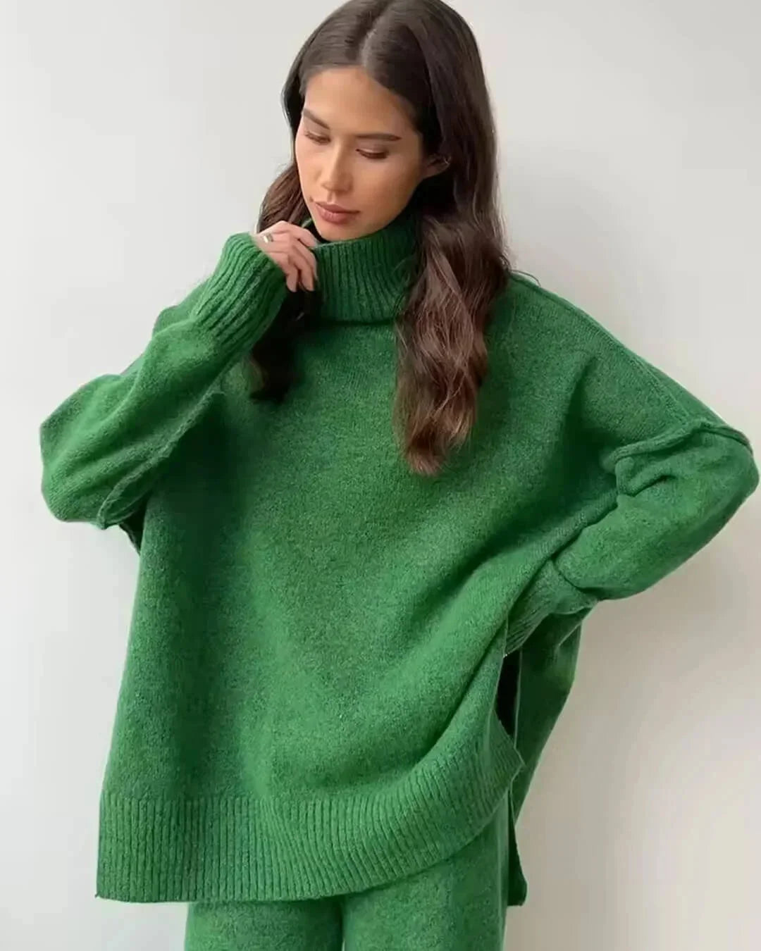 Completo con collo alto da donna a vestibilità ampia e confortevole