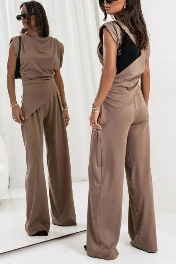 Completo da donna drappeggiato due pezzi con pantaloni ampi
