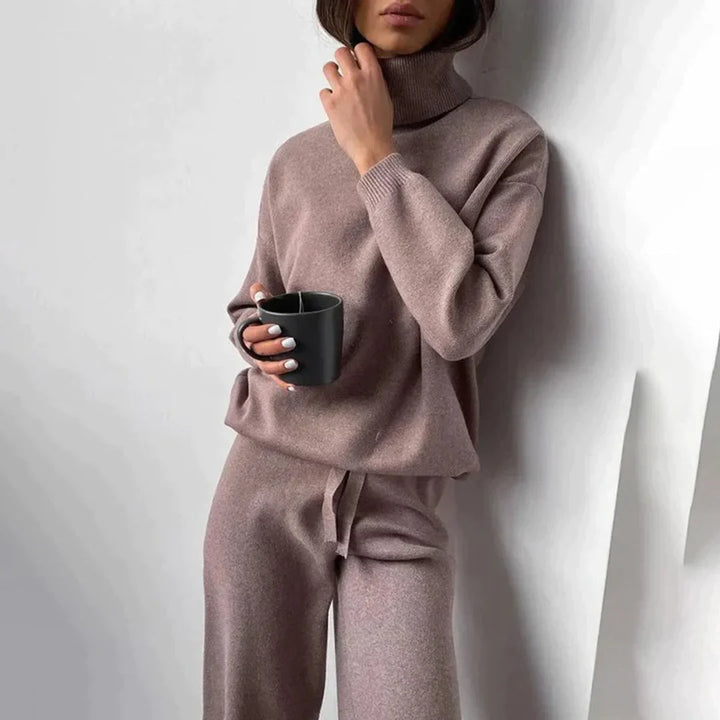 Completo donna confortevole a collo alto color lilla