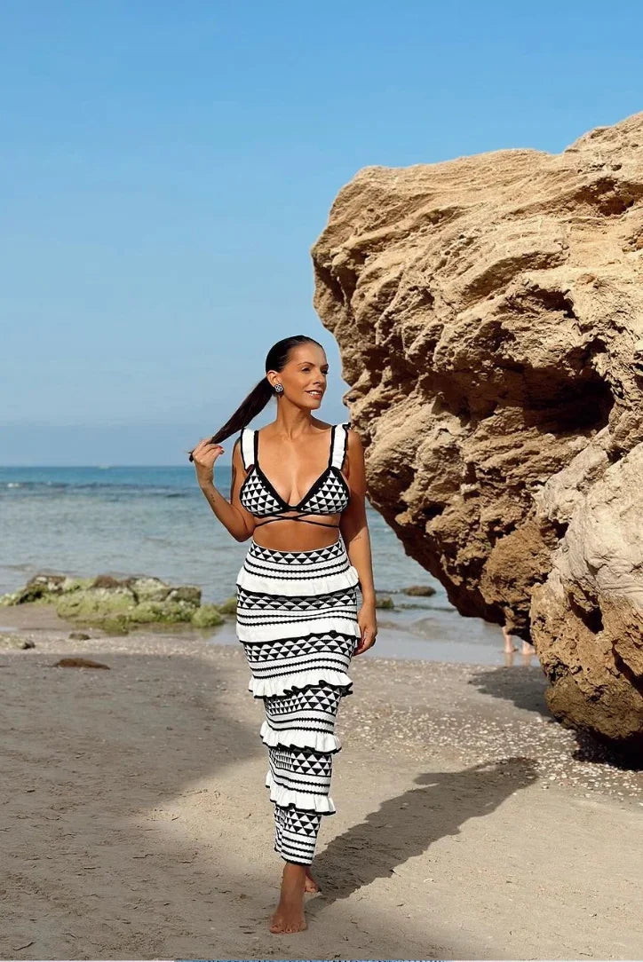 Completo gonna lunga donna con motivi geometrici bianco e nero