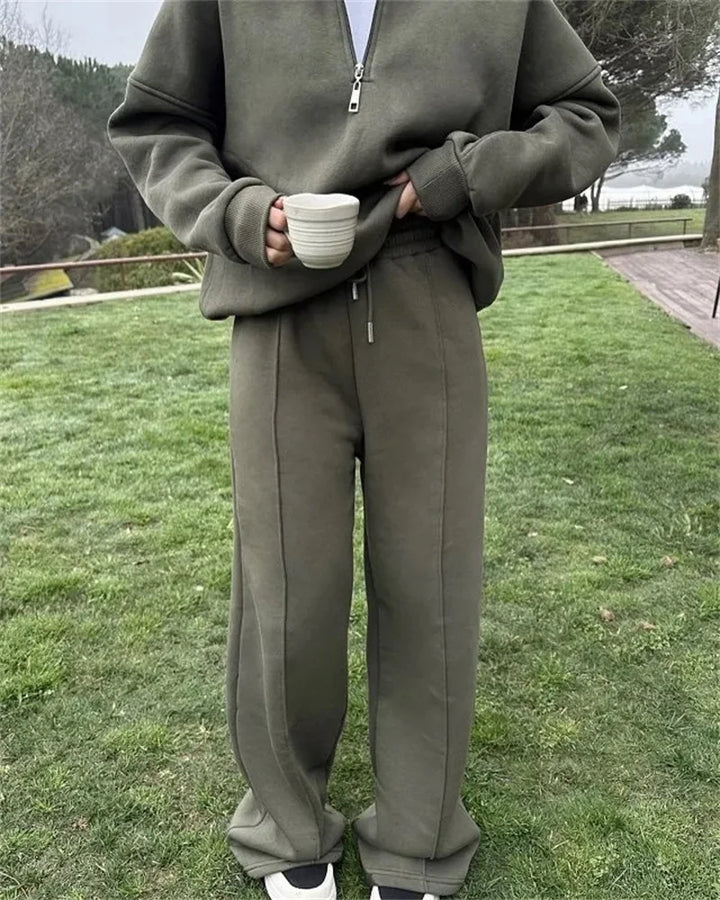 Completo pantalone e felpa da donna