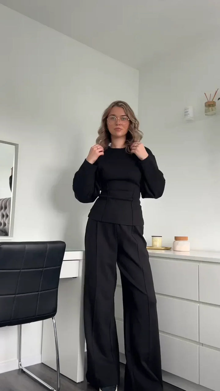 Completo pullover e pantaloni da donna stile casual