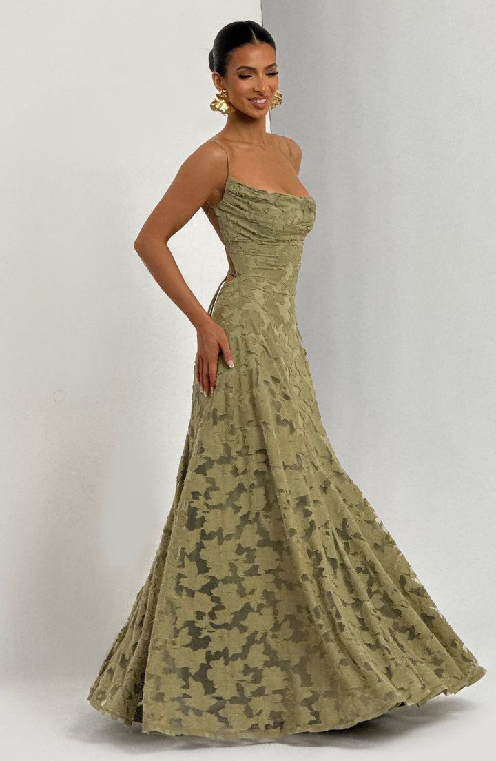 Vestito lungo da donna scollo a cascata schiena con allacciatura spalline sottili motivo traforato