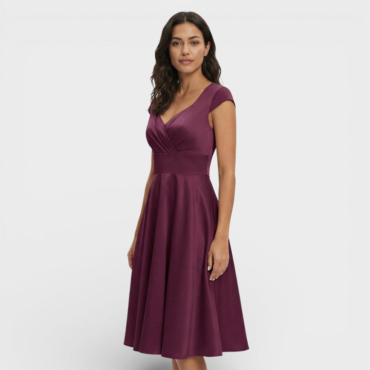 Abito midi da donna con scollo a V plissettato, maniche corte, vita aderente, gonna svasata