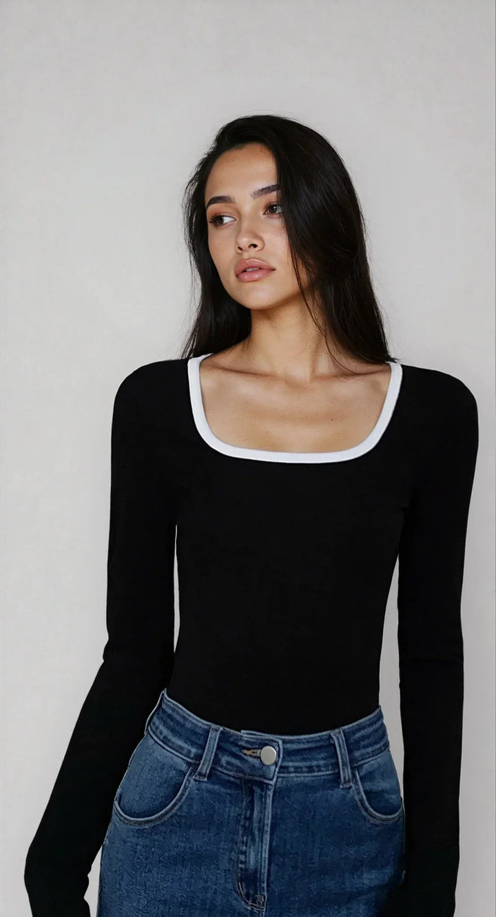 Top da donna con scollatura quadrata e bordi a contrasto
