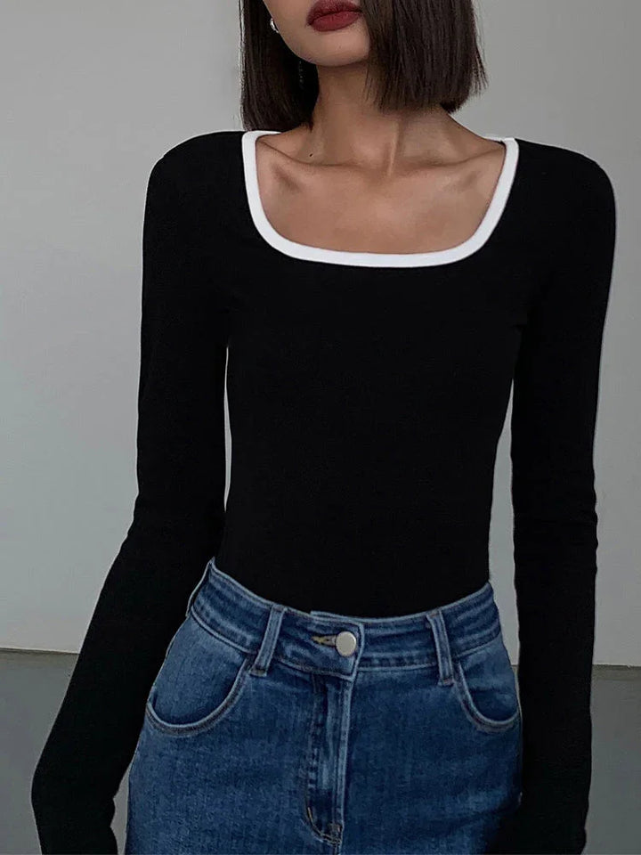 Top da donna con scollatura quadrata e bordi a contrasto