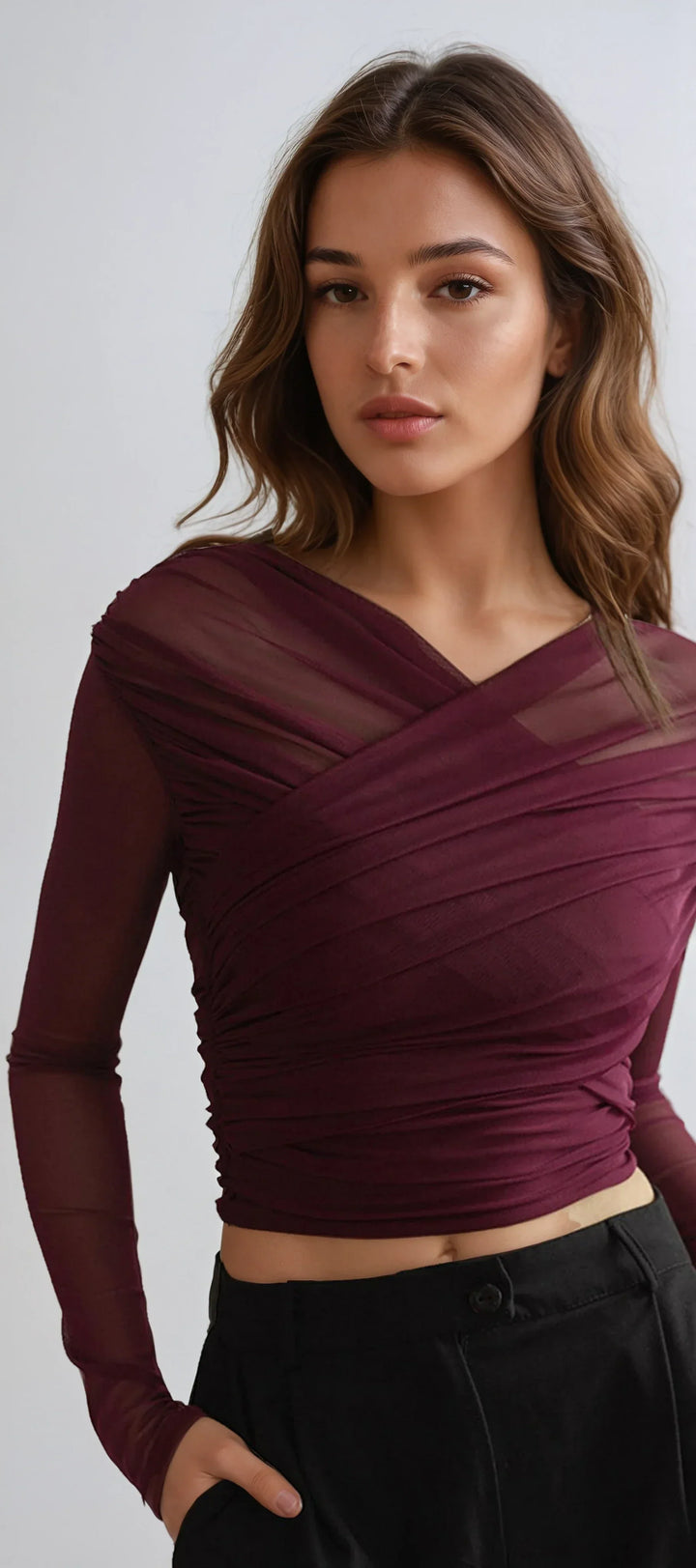 Top da donna a maniche lunghe con effetto plissettato trasparente