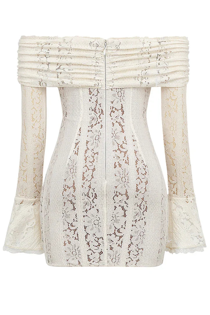 Vestito corto in pizzo bianco a Spalle scoperte