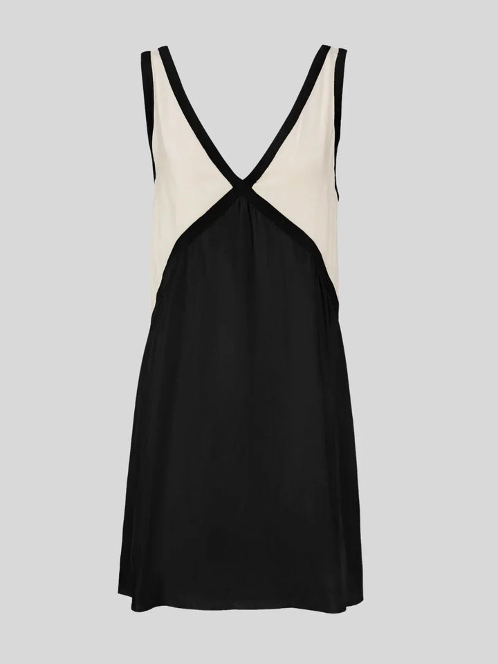 Vestito corto donna con design a contrasto e schiena profonda
