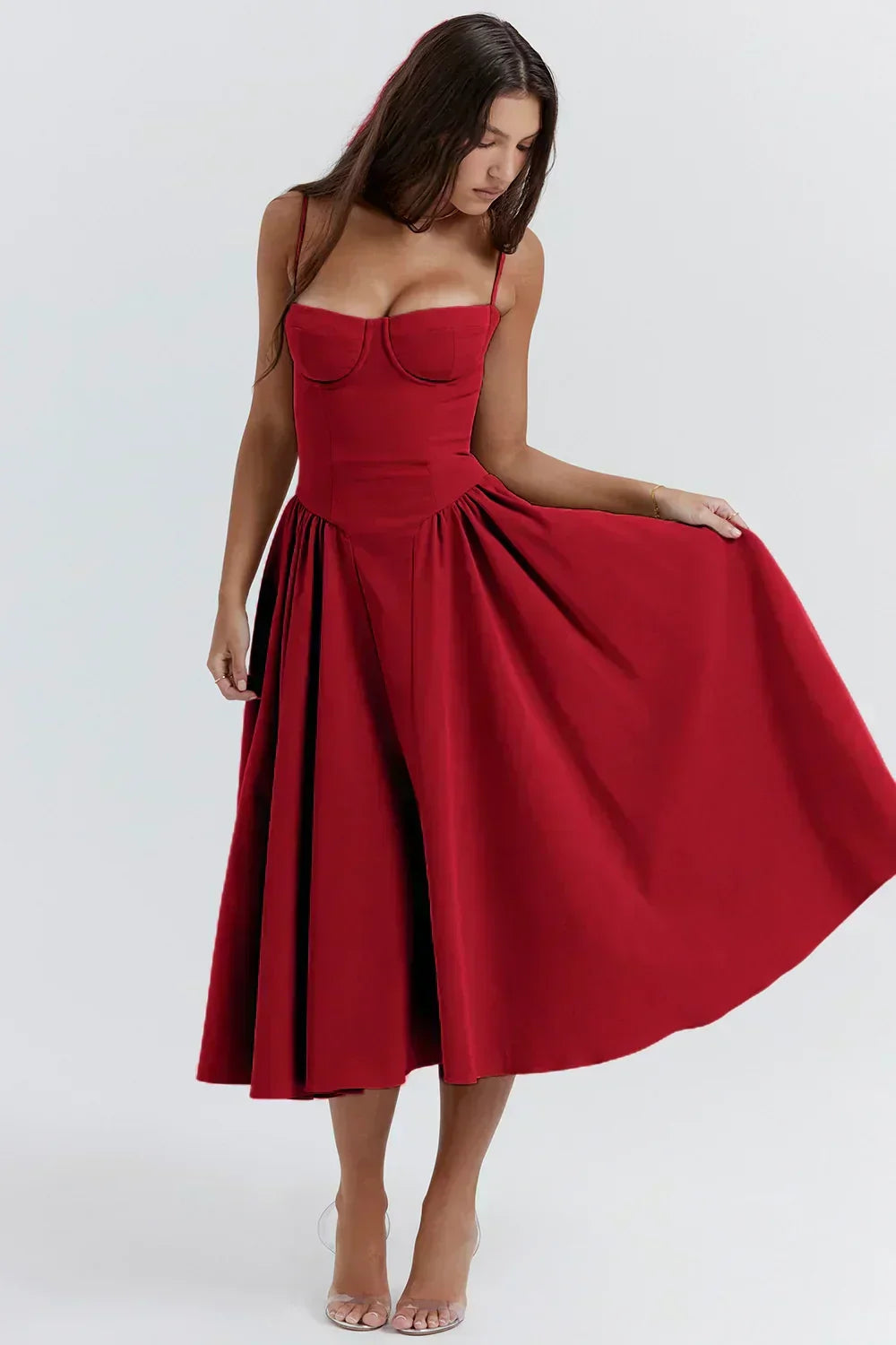 Abito midi estivo da donna con scollatura strutturata