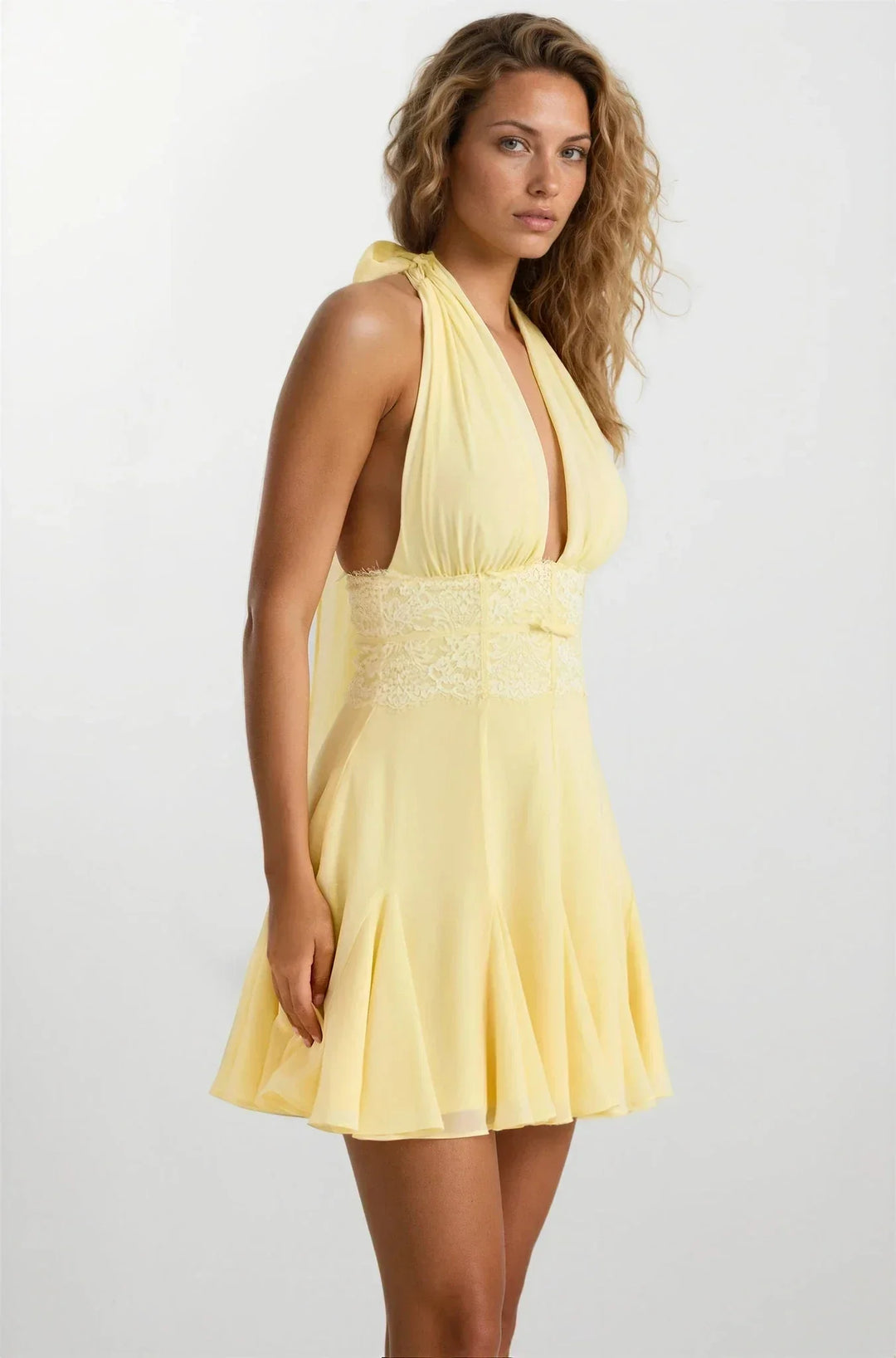Vestito corto estivo donna giallo schiena nuda