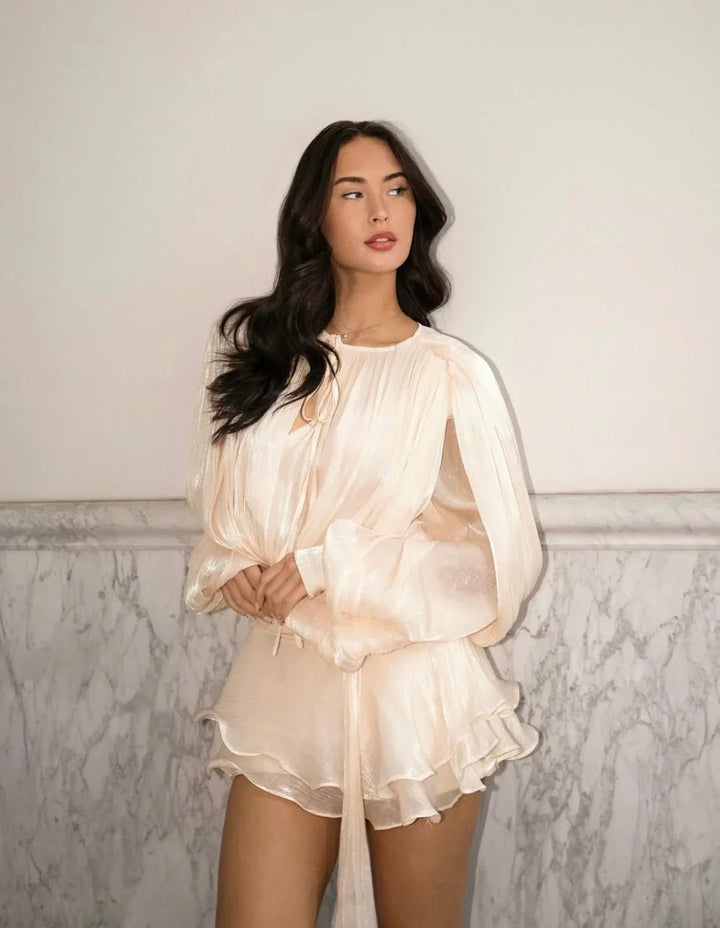 Vestito corto estivo da donna plissettato con maniche a sbuffo