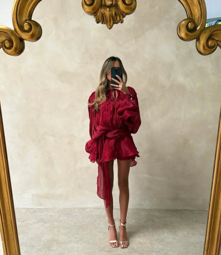 Vestito corto estivo da donna plissettato con maniche a sbuffo