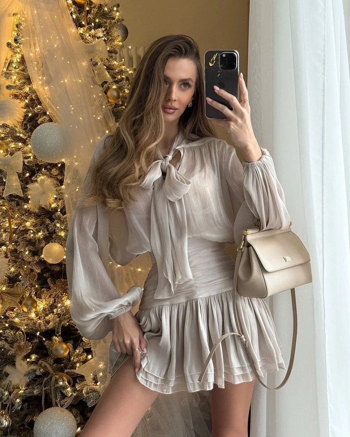 Vestito corto fluido donna brillante con maniche a palloncino