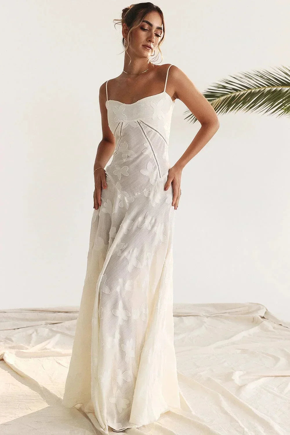 Vestito lungo donna in pizzo floreale con spalline regolabili gala