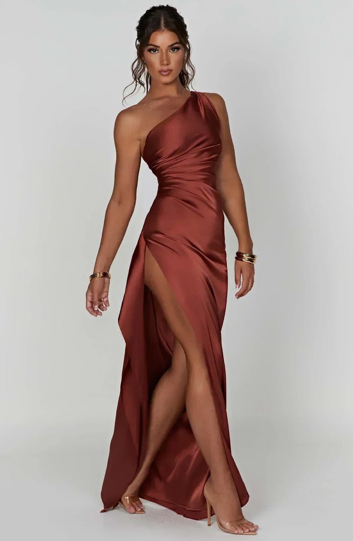 Vestito lungo donna asimmetrico con spacco elegante