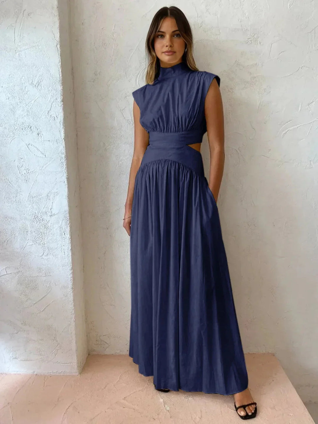 Vestito lungo donna con cut-out e collo alto