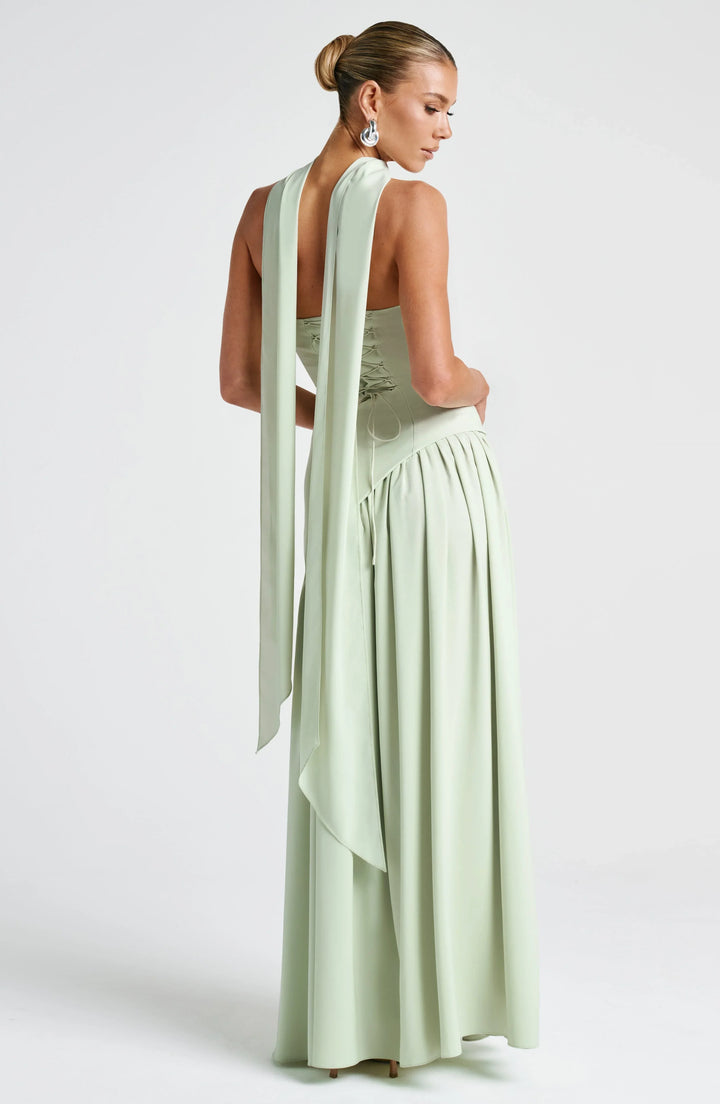 Vestito lungo a bustier con corsetto, dettaglio foulard e spacco alto