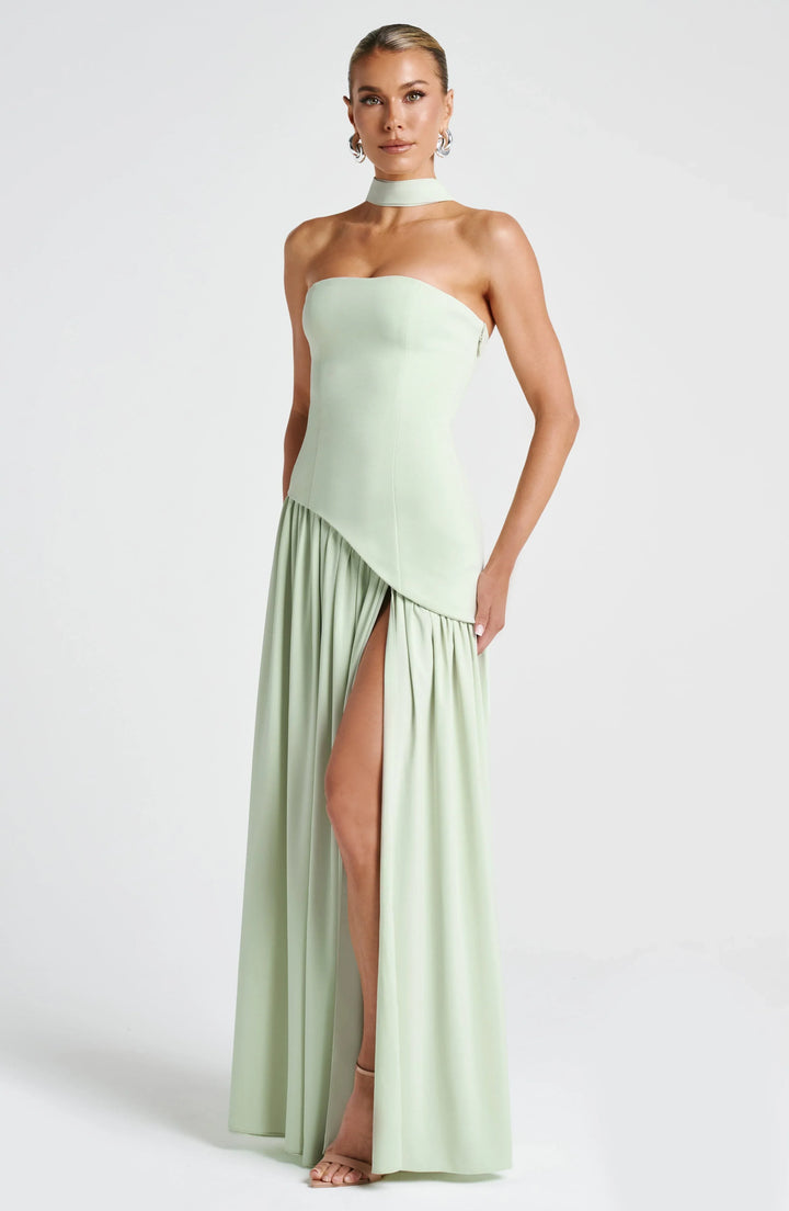 Vestito lungo a bustier con corsetto, dettaglio foulard e spacco alto