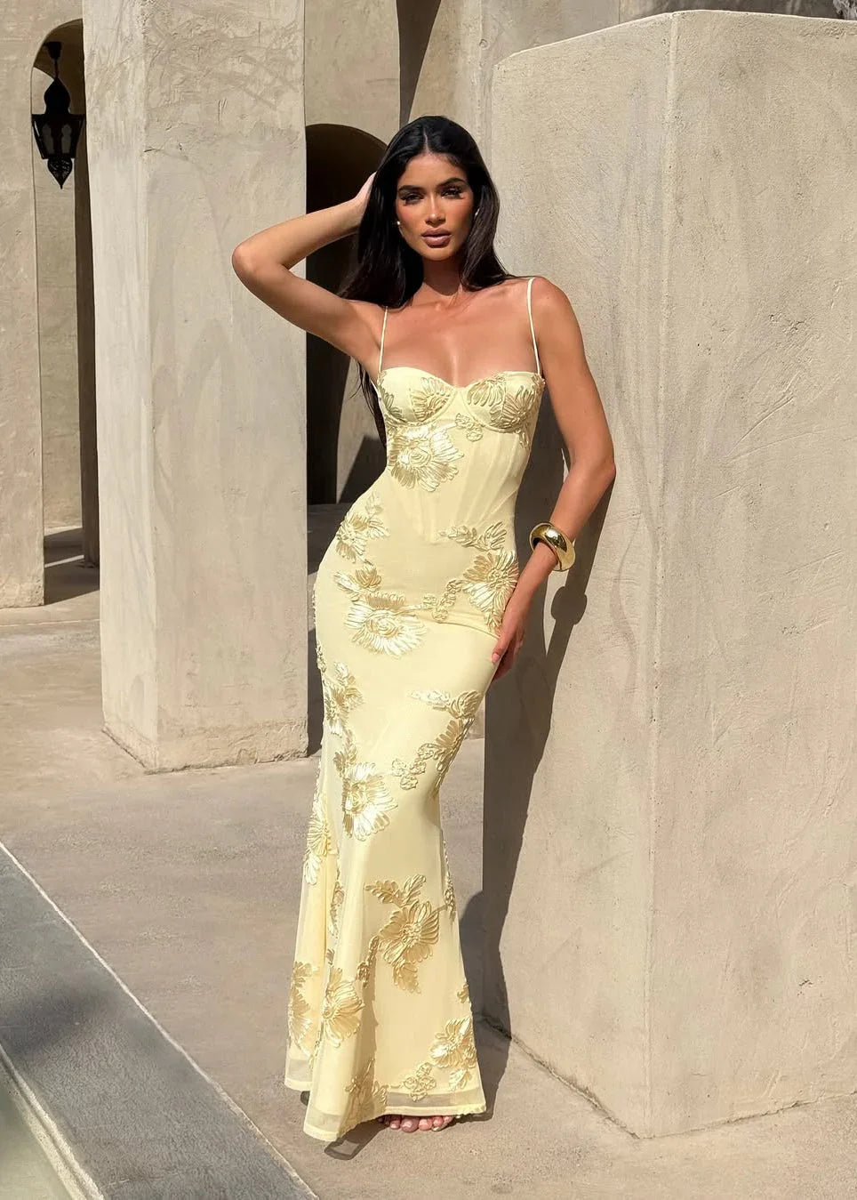 Vestito lungo donna giallo con ricamo floreale