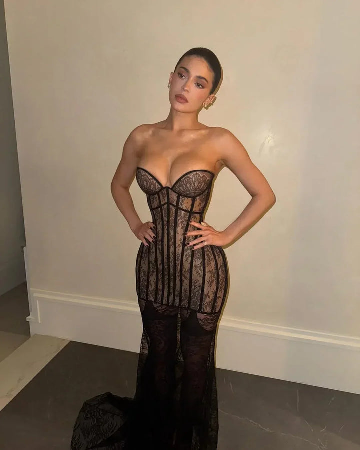 Vestito lungo da donna nero con bustier in pizzo