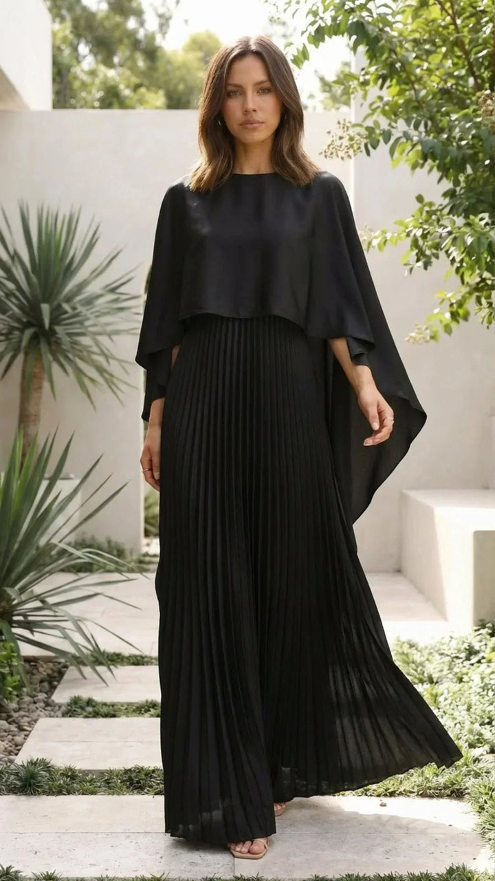 Vestito lungo da donna plissettato con maniche a mantella