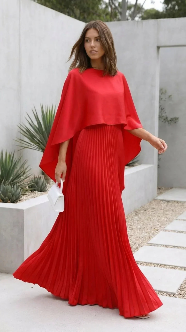 Vestito lungo da donna plissettato con maniche a mantella